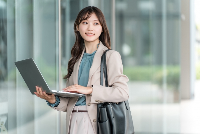 現代和風な女性